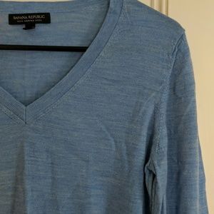 BR v-neck Merino wool sweater